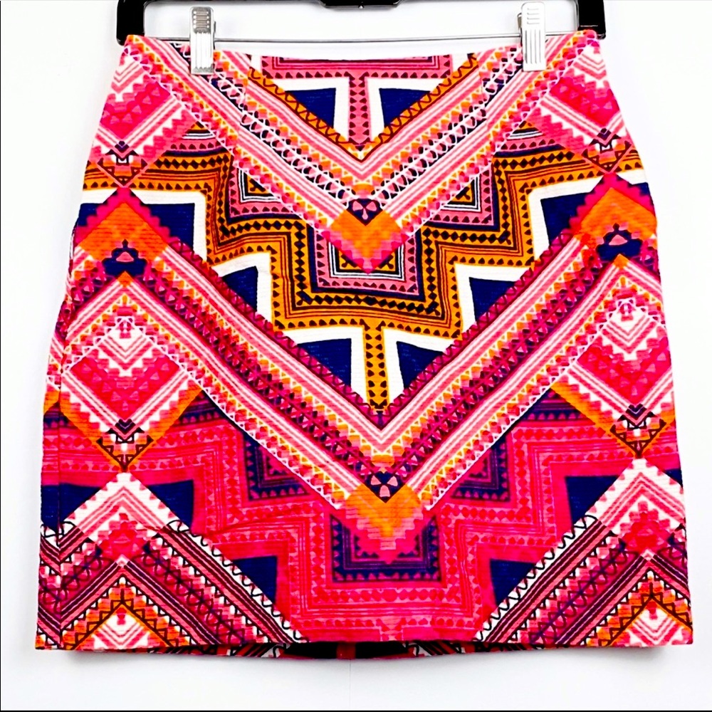 Aztec mini skirt with pockets